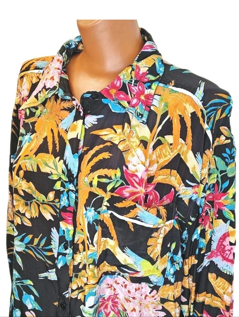 Elan Hawaiian Silky Blouse Woman Med Black Tropical Floral Bird Button Front L/S
